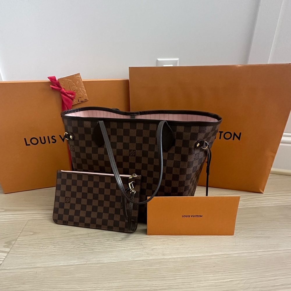 Louis Vuitton, Neverfull MM, 
Damier Ebene, Rose Ballerine